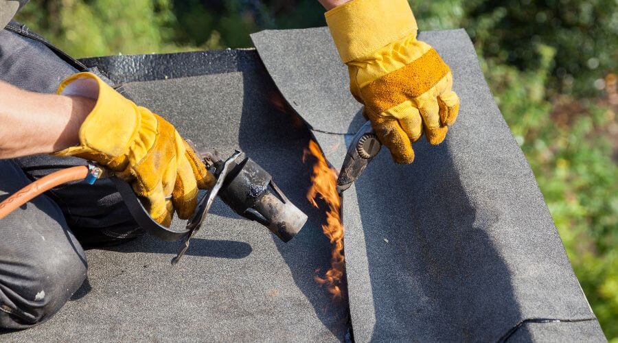 Professional residential roofers in Thayer, IA